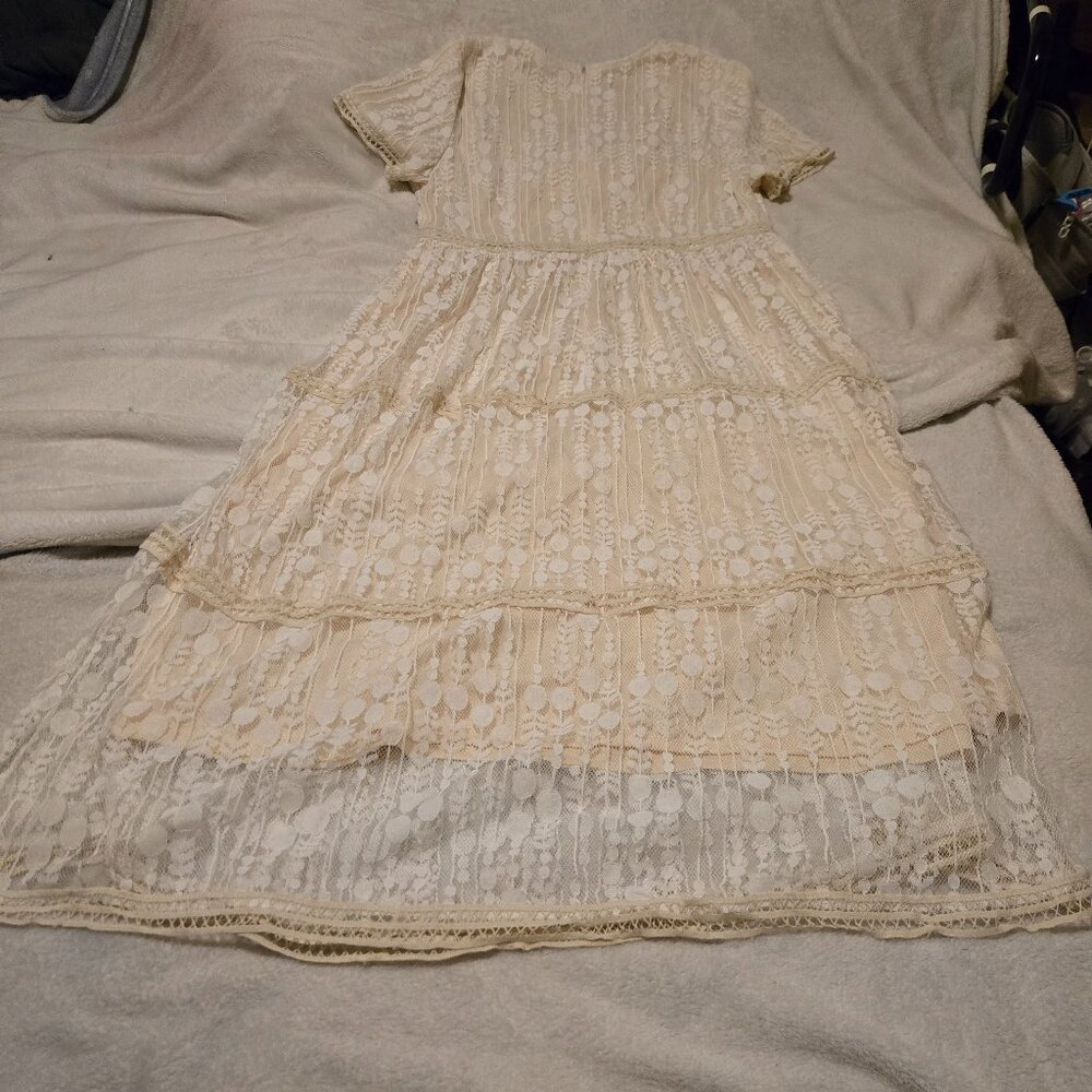 New with Tag Cream Petallush Women's Dress /Size-XL - Picture 2 of 3
